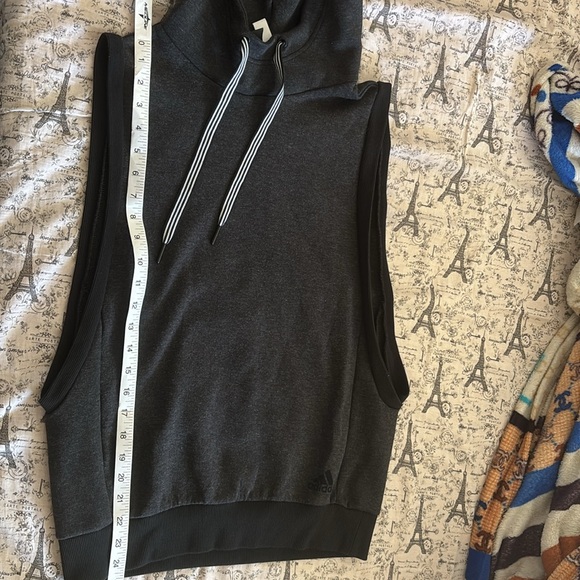 Adidas Vest - Picture 5 of 6